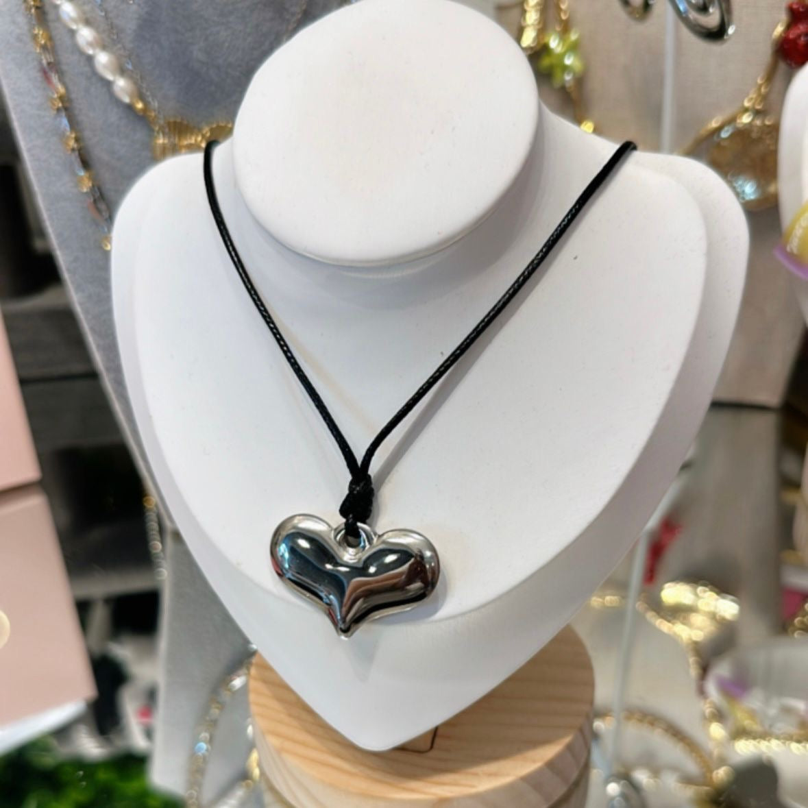 Collar Negro y plata