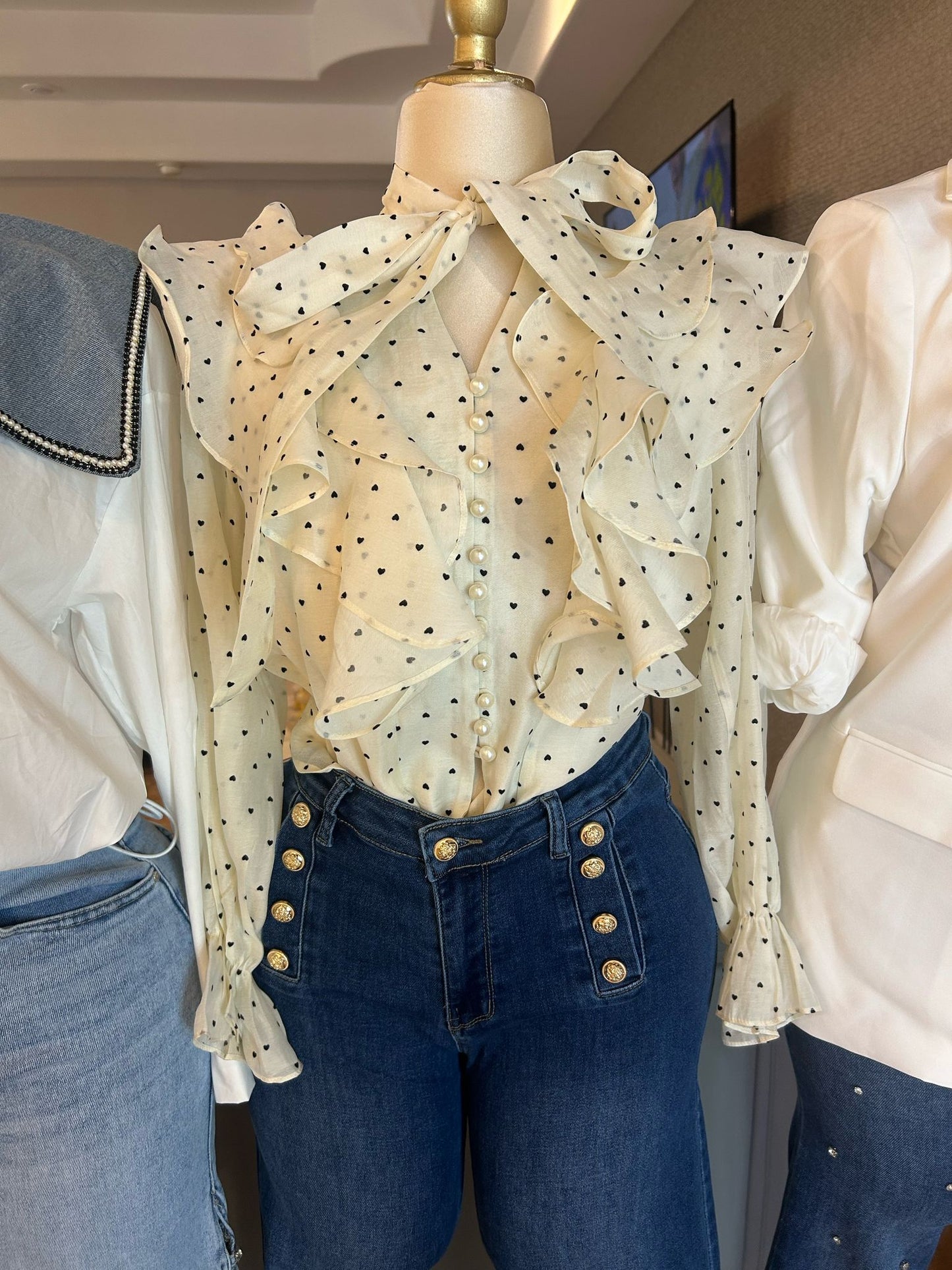 BLUSA HOLANES VAINILLA
6424