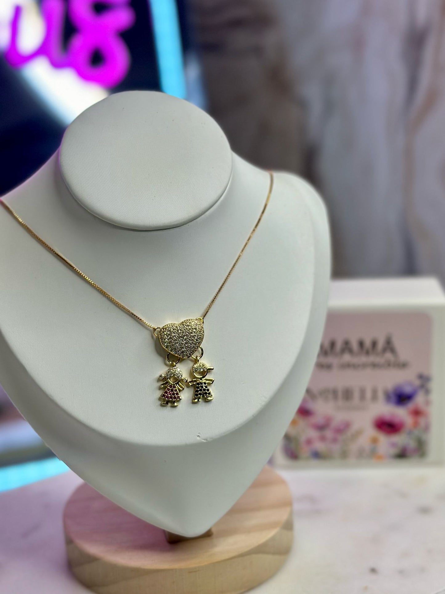 Collar corazón niños piedritas