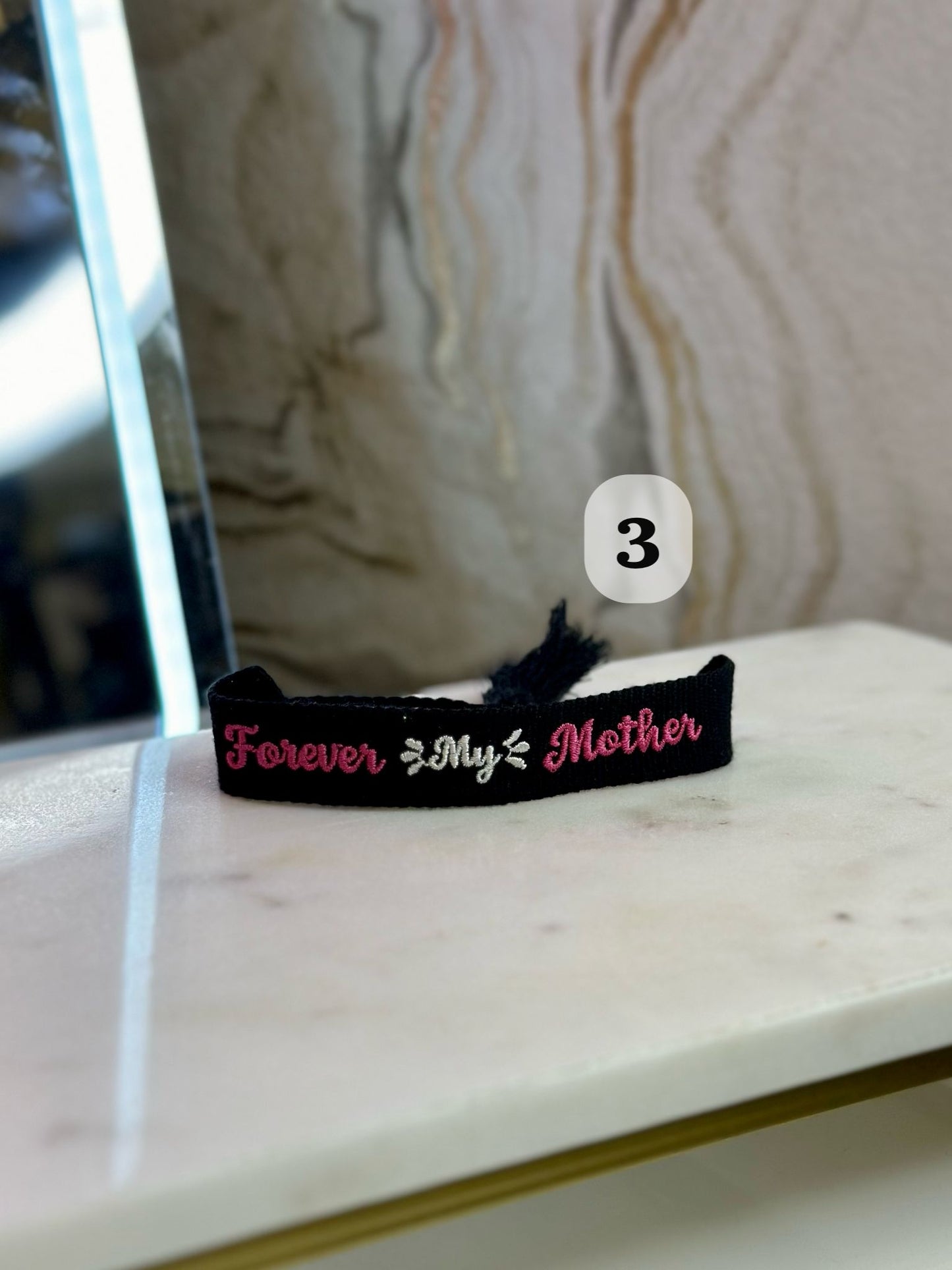 Pulseras tejidas día de las madres