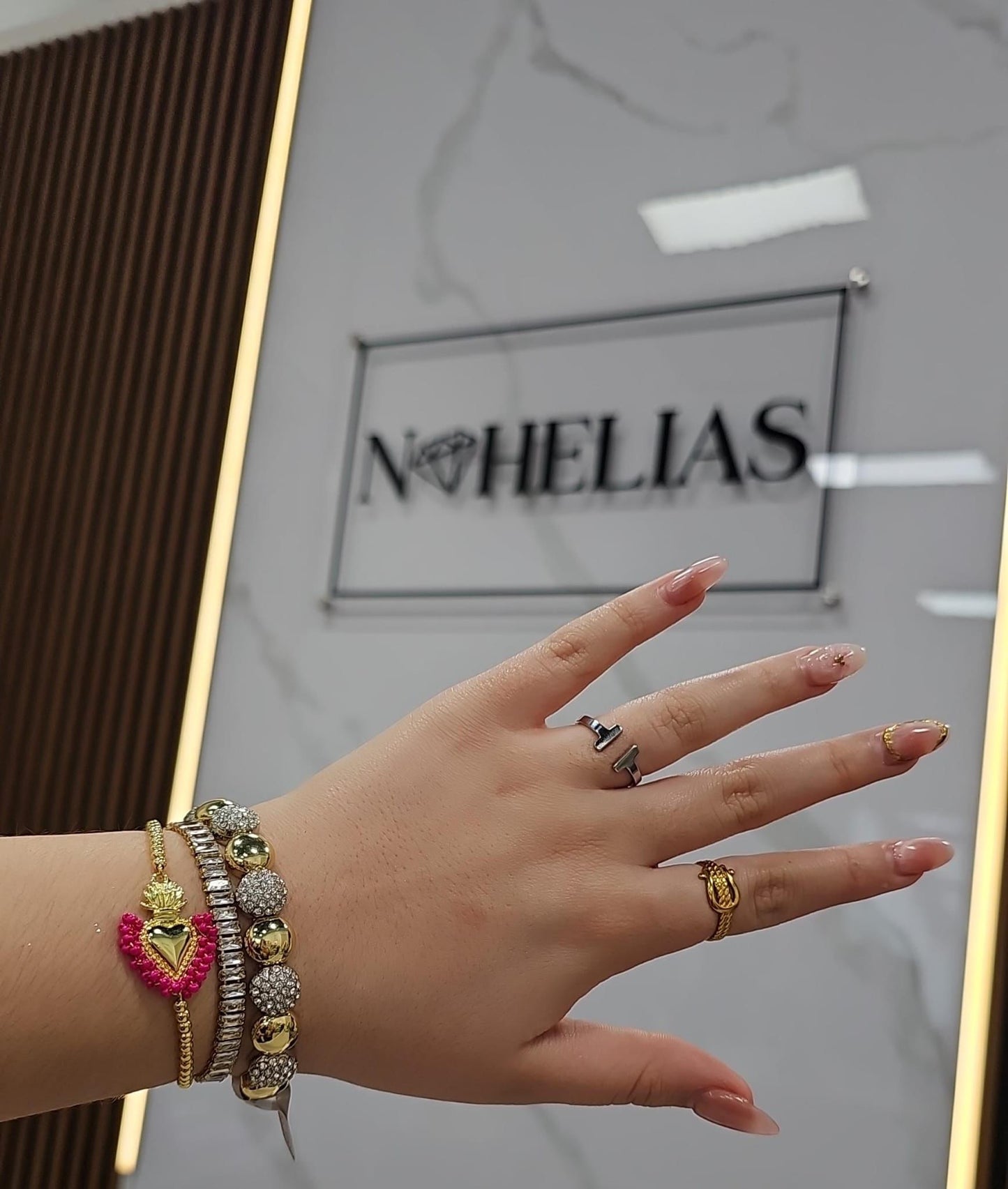 Pulsera corazon piedritas