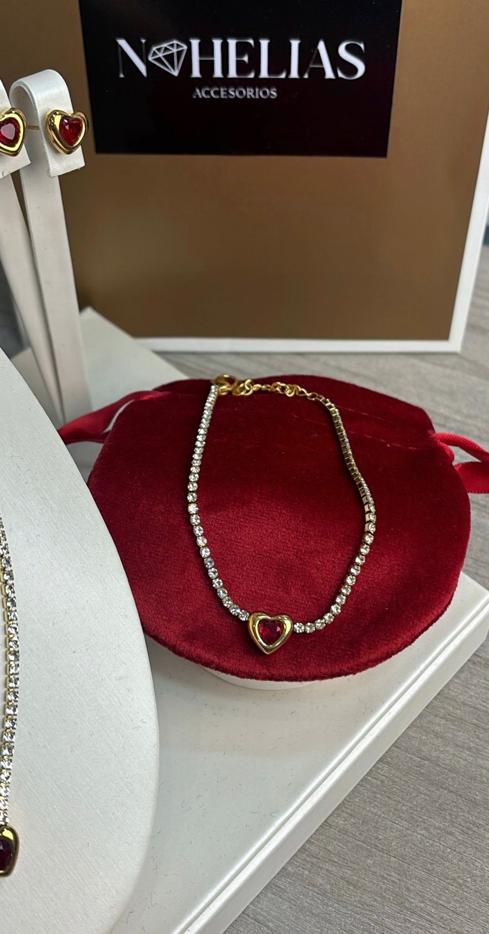 Pulsera corazon rubi