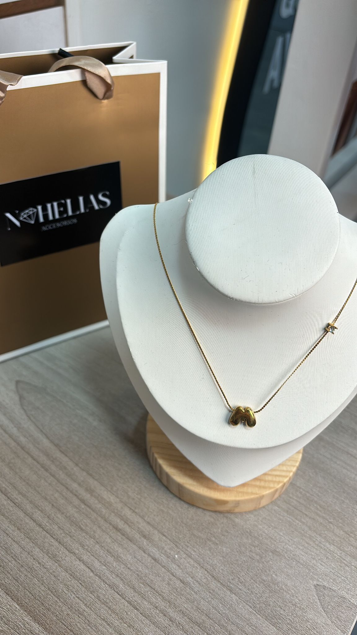 Collar Inicial Bubble