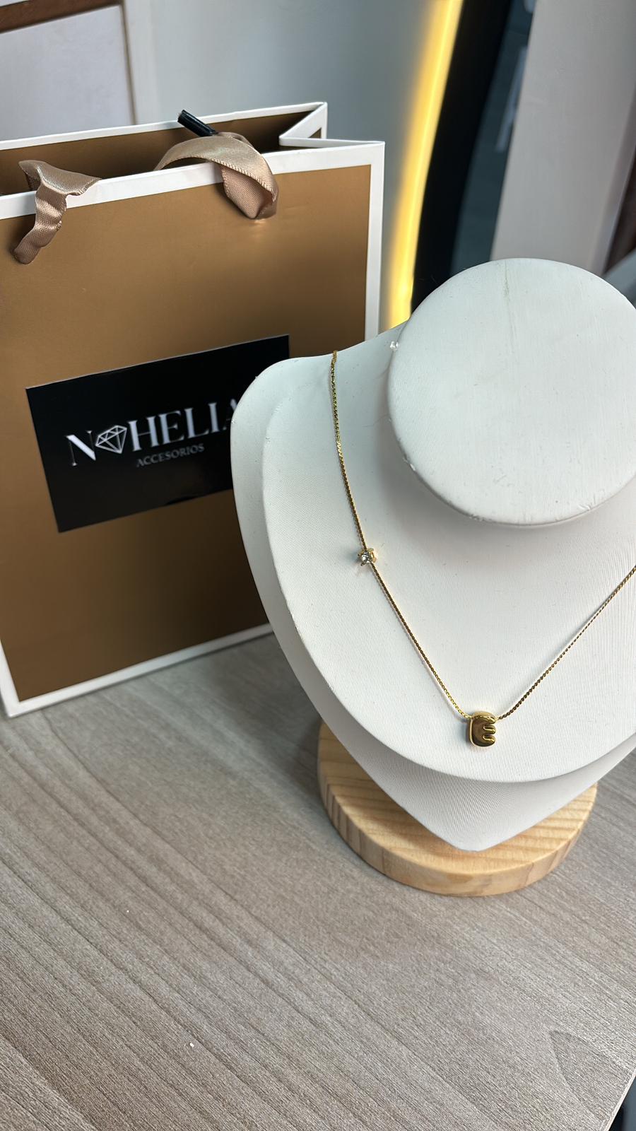 Collar Inicial Bubble