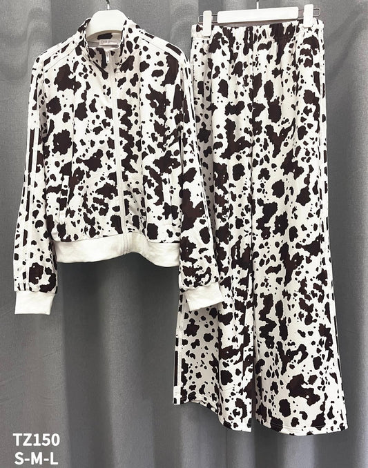 Tracksuit Cow print 150